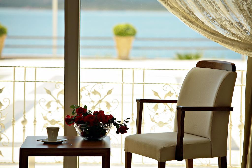 Cunda Kivrak Hotel Ayvalı Buitenkant foto