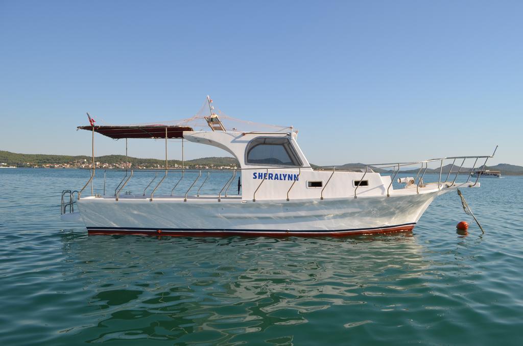 Cunda Kivrak Hotel Ayvalı Buitenkant foto