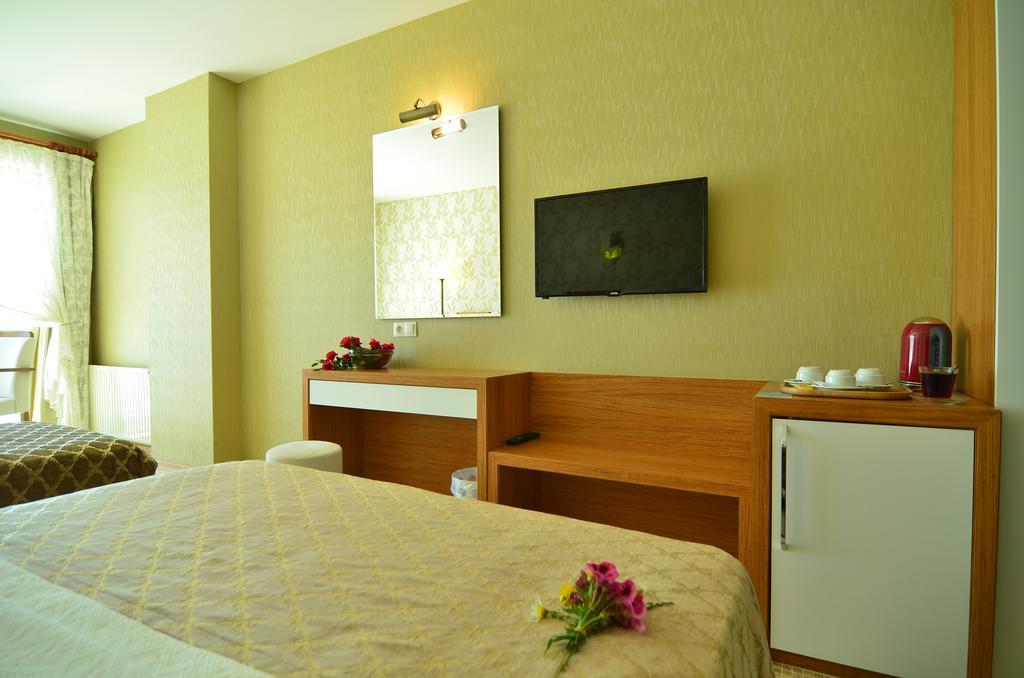 Cunda Kivrak Hotel Ayvalı Kamer foto