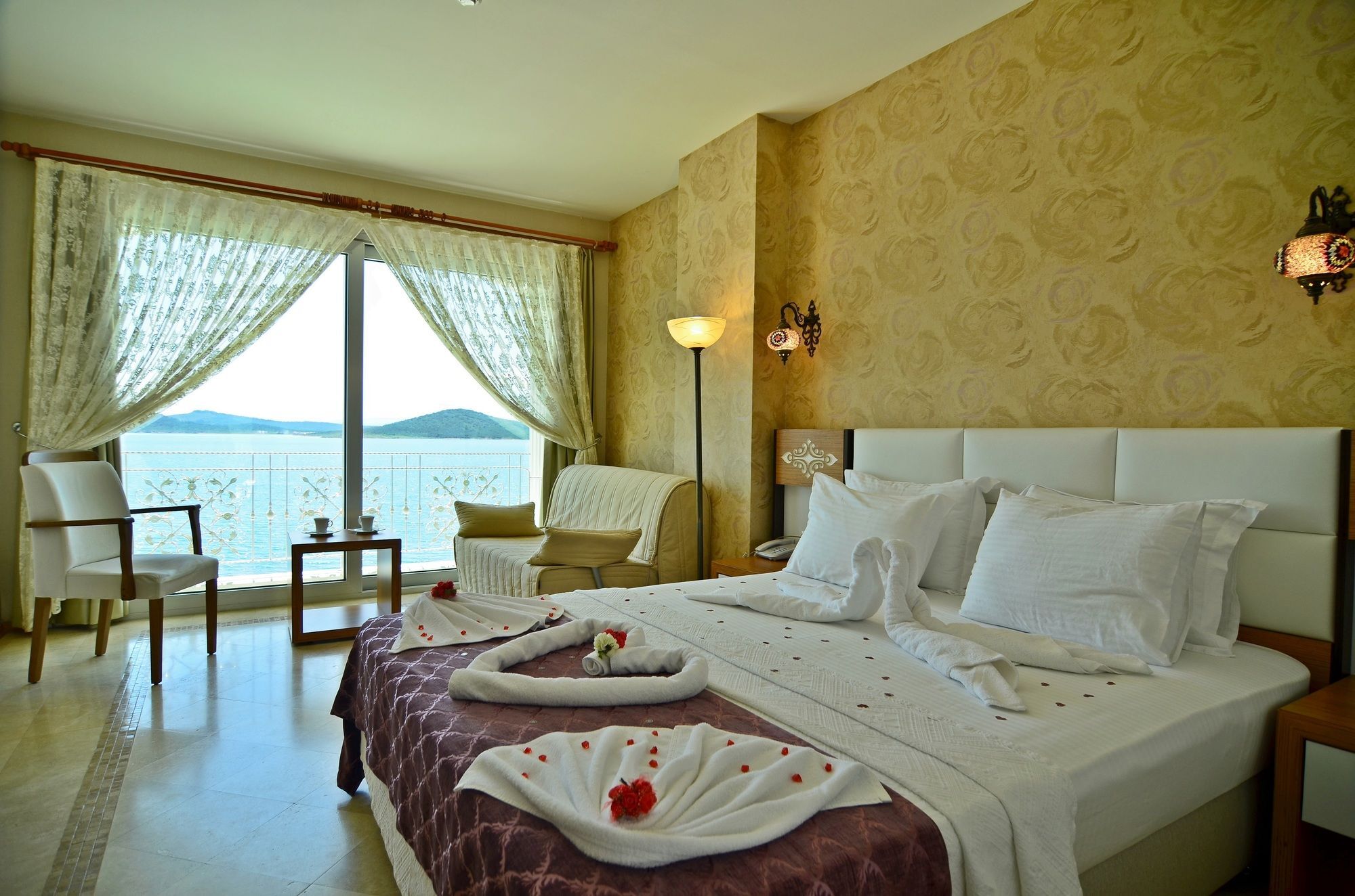 Cunda Kivrak Hotel Ayvalı Buitenkant foto